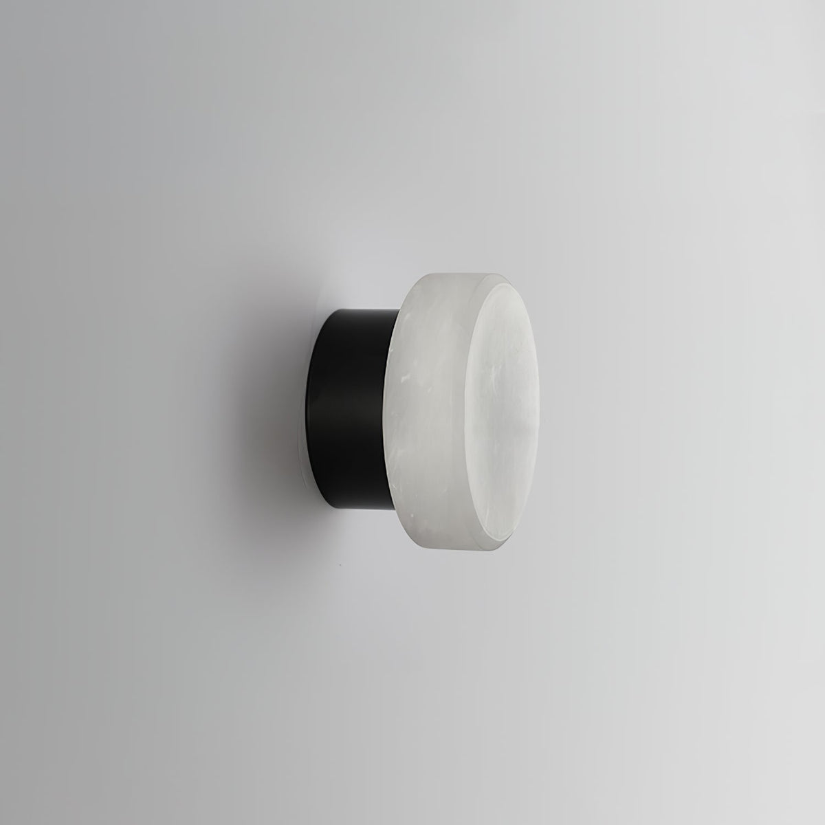 Cylindrical Alabaster Wall Lamp – Architectural Natural Stone LED Sconce
