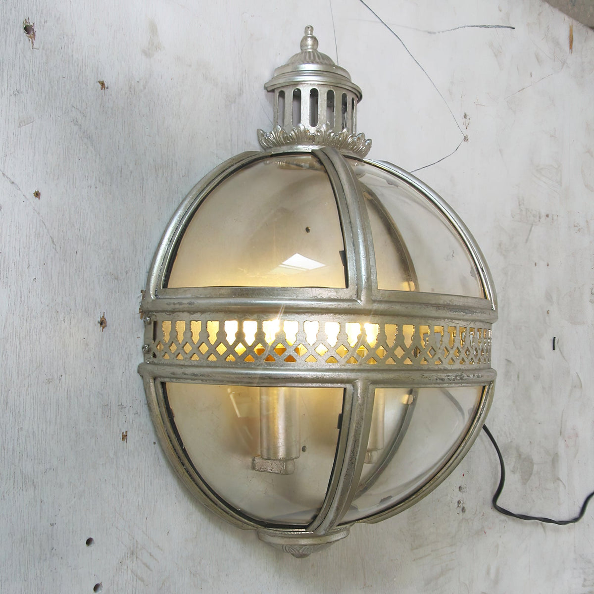 Daeyang Wall Lamp – Vintage Industrial Rounded Partition Wall Sconce