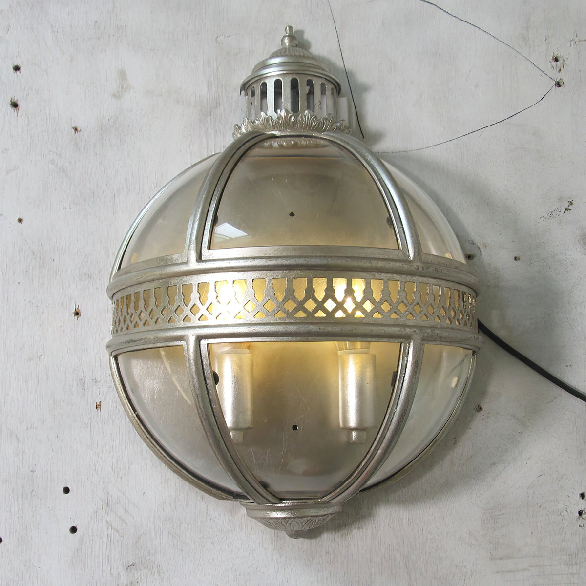 Daeyang Wall Lamp – Vintage Industrial Rounded Partition Wall Sconce
