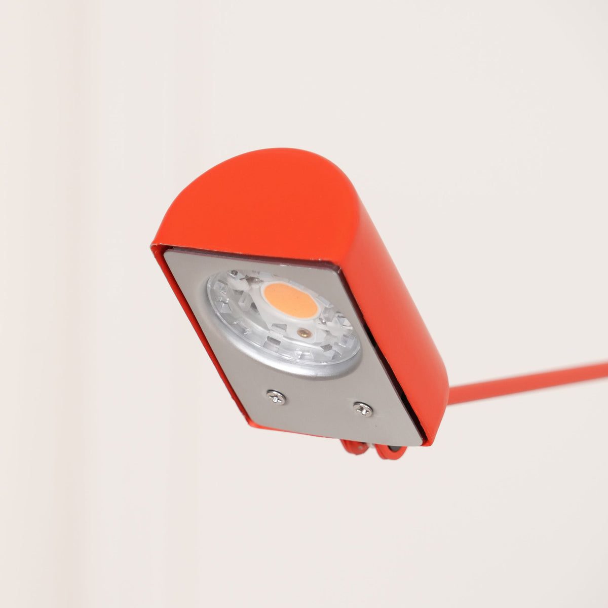 Daphine Table Lamp – Minimalist Adjustable LED Desk Light with Stepless Dimming