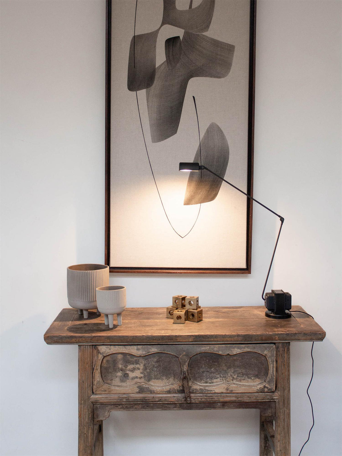 Daphine Table Lamp – Minimalist Adjustable LED Desk Light with Stepless Dimming
