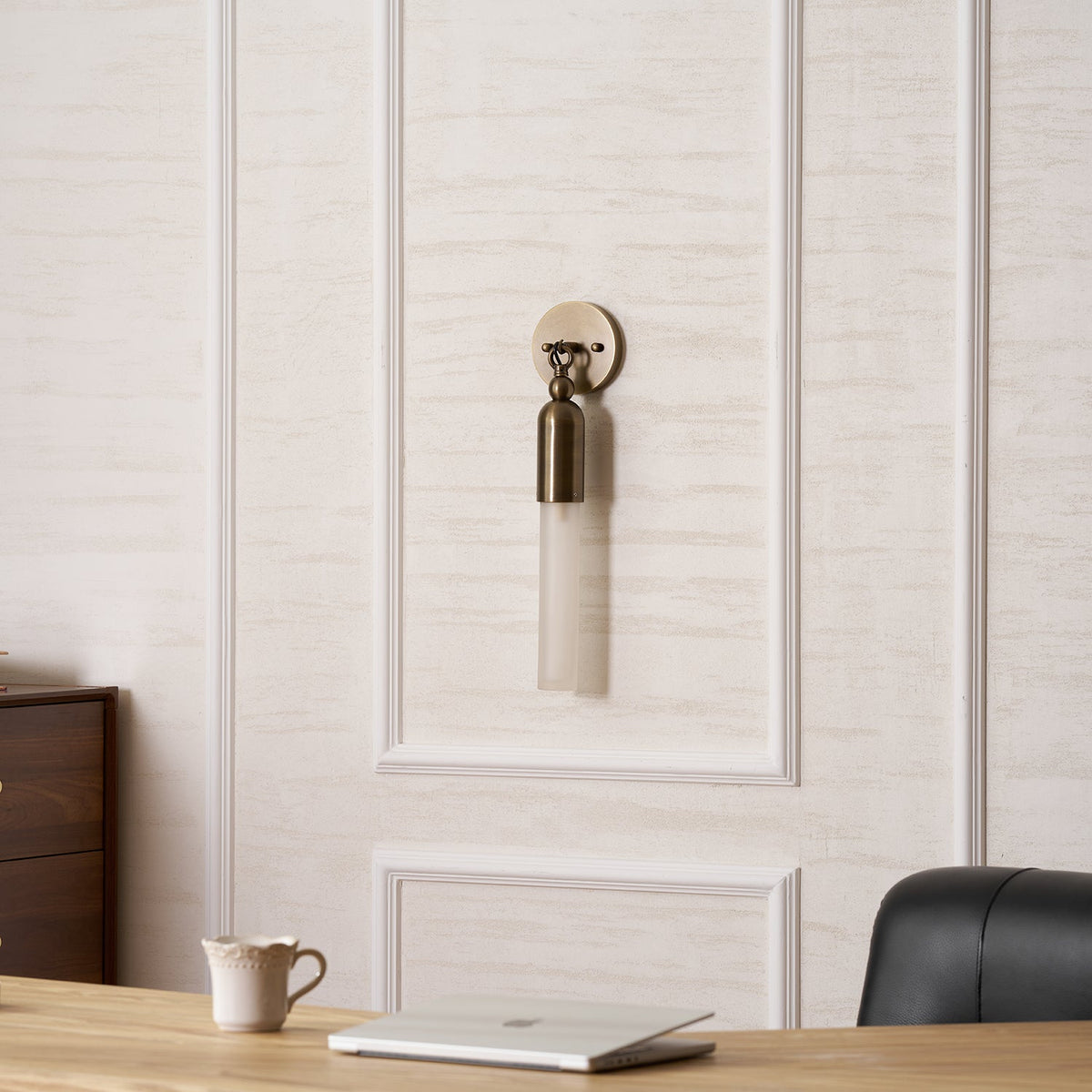 Darby Wall Lamp – Textured Mold-Blown Glass & Brass Dome Sconce