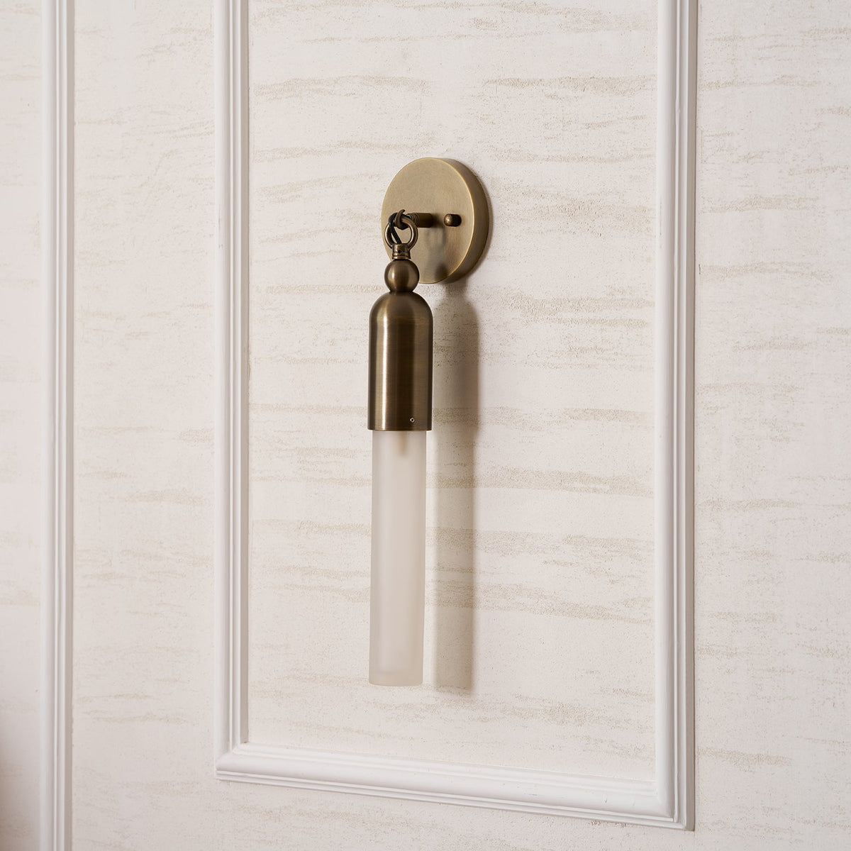 Darby Wall Lamp – Textured Mold-Blown Glass & Brass Dome Sconce