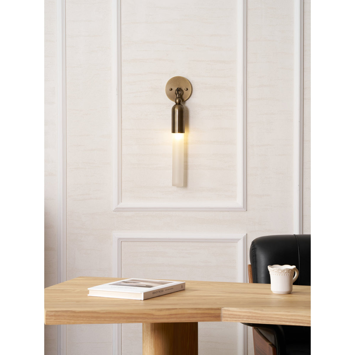 Darby Wall Lamp – Textured Mold-Blown Glass & Brass Dome Sconce