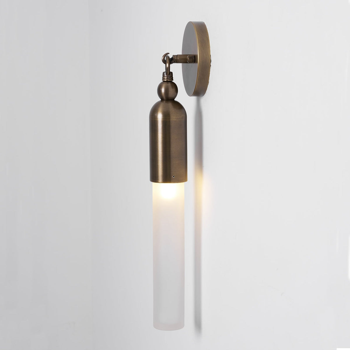 Darby Wall Lamp – Textured Mold-Blown Glass & Brass Dome Sconce