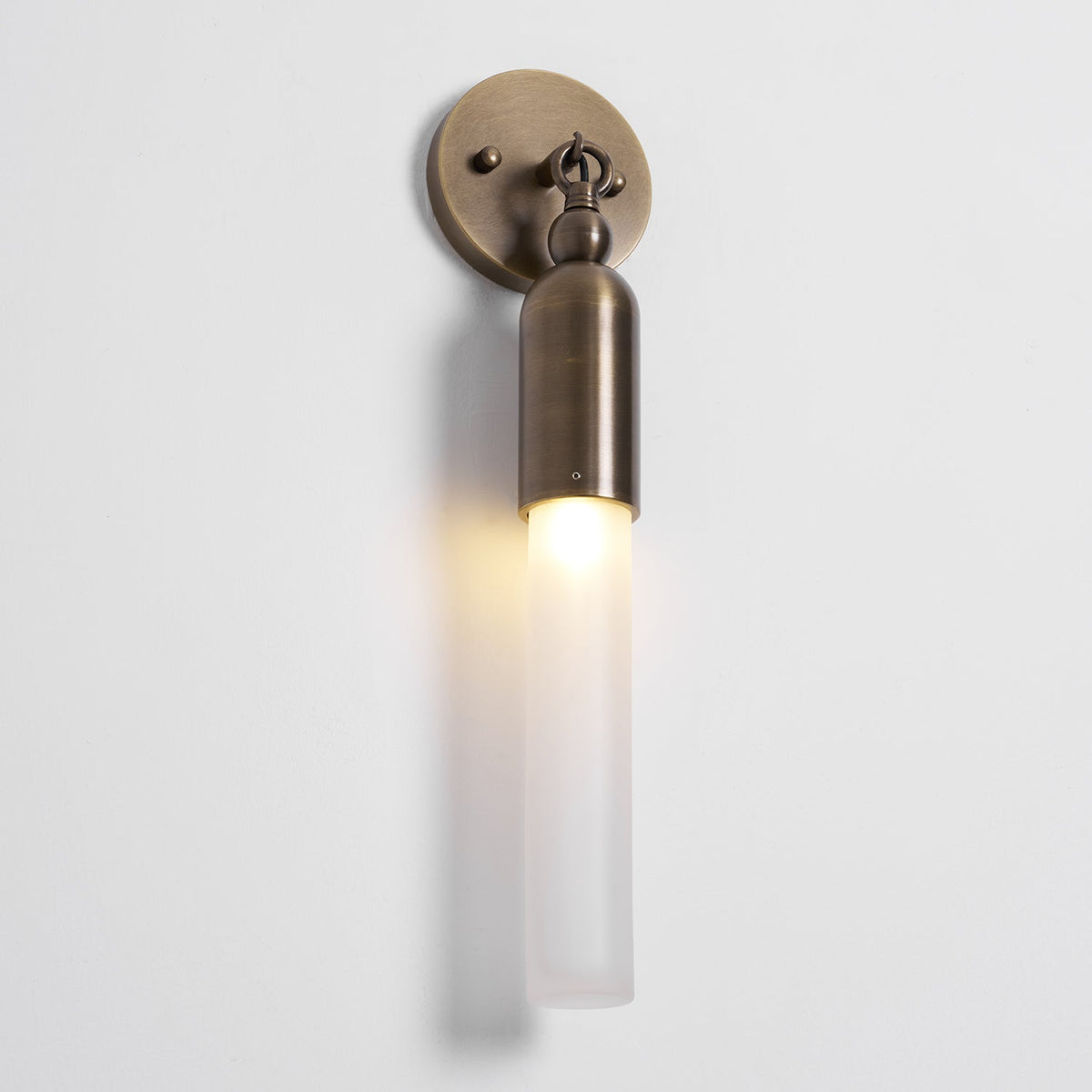 Darby Wall Lamp – Textured Mold-Blown Glass & Brass Dome Sconce