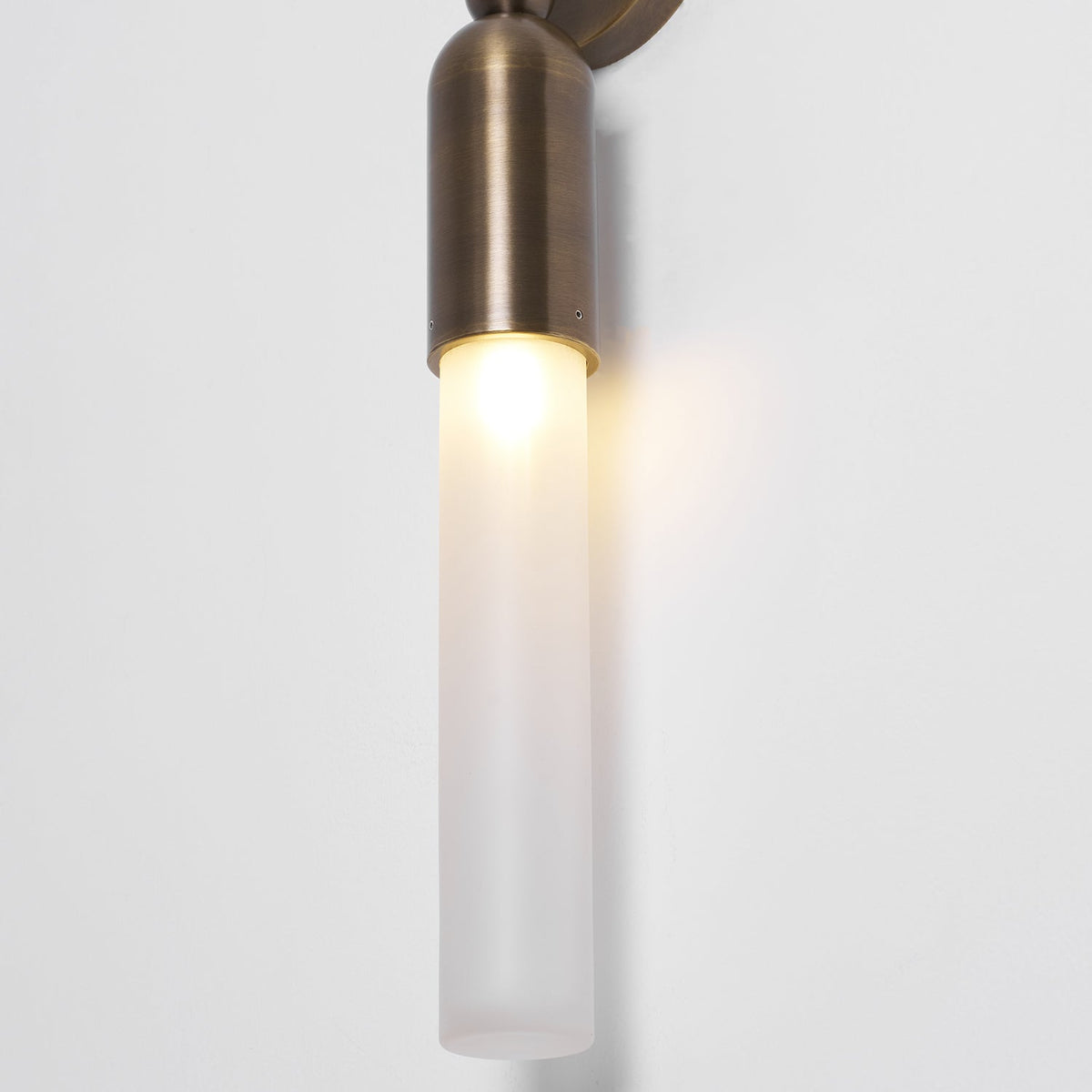 Darby Wall Lamp – Textured Mold-Blown Glass & Brass Dome Sconce