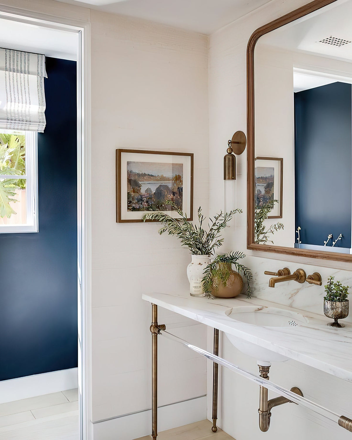 Darby Wall Lamp – Textured Mold-Blown Glass & Brass Dome Sconce