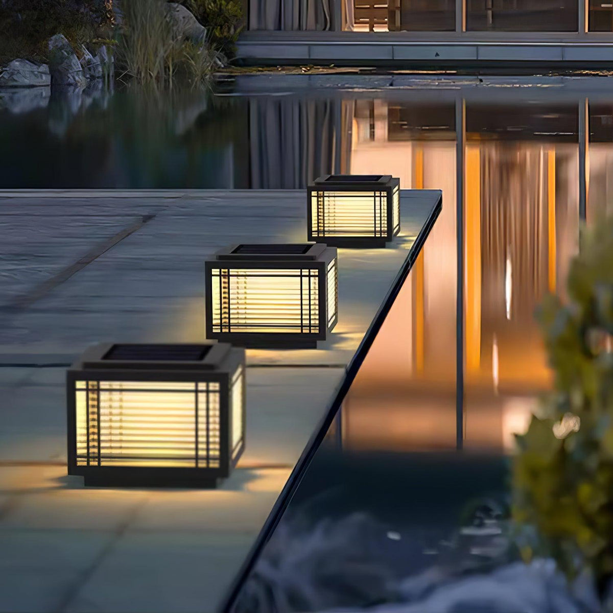 Deck Outdoor Post Light – Waterproof Stainless Steel Solar & Hardwired Pier Light