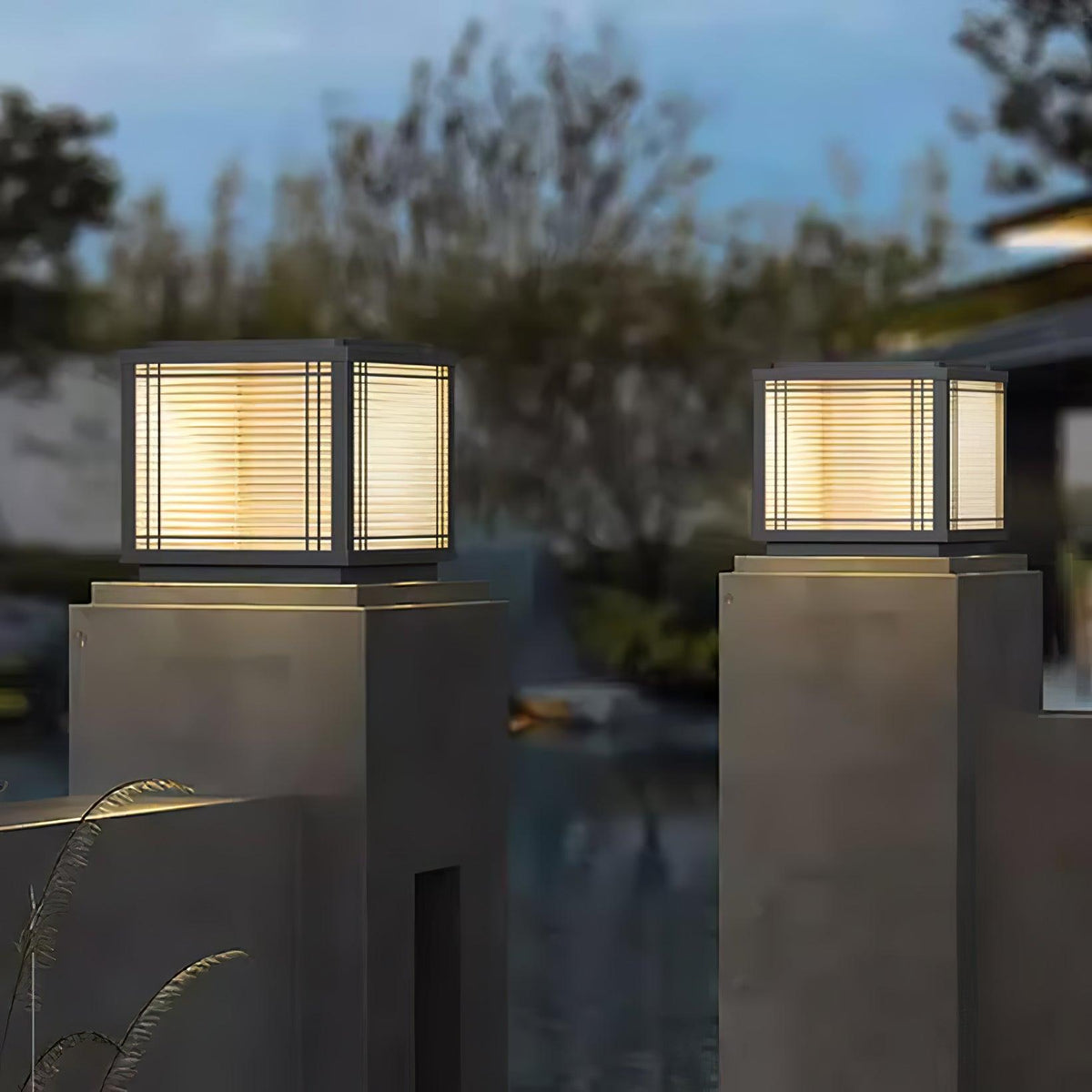 Deck Outdoor Post Light – Waterproof Stainless Steel Solar & Hardwired Pier Light