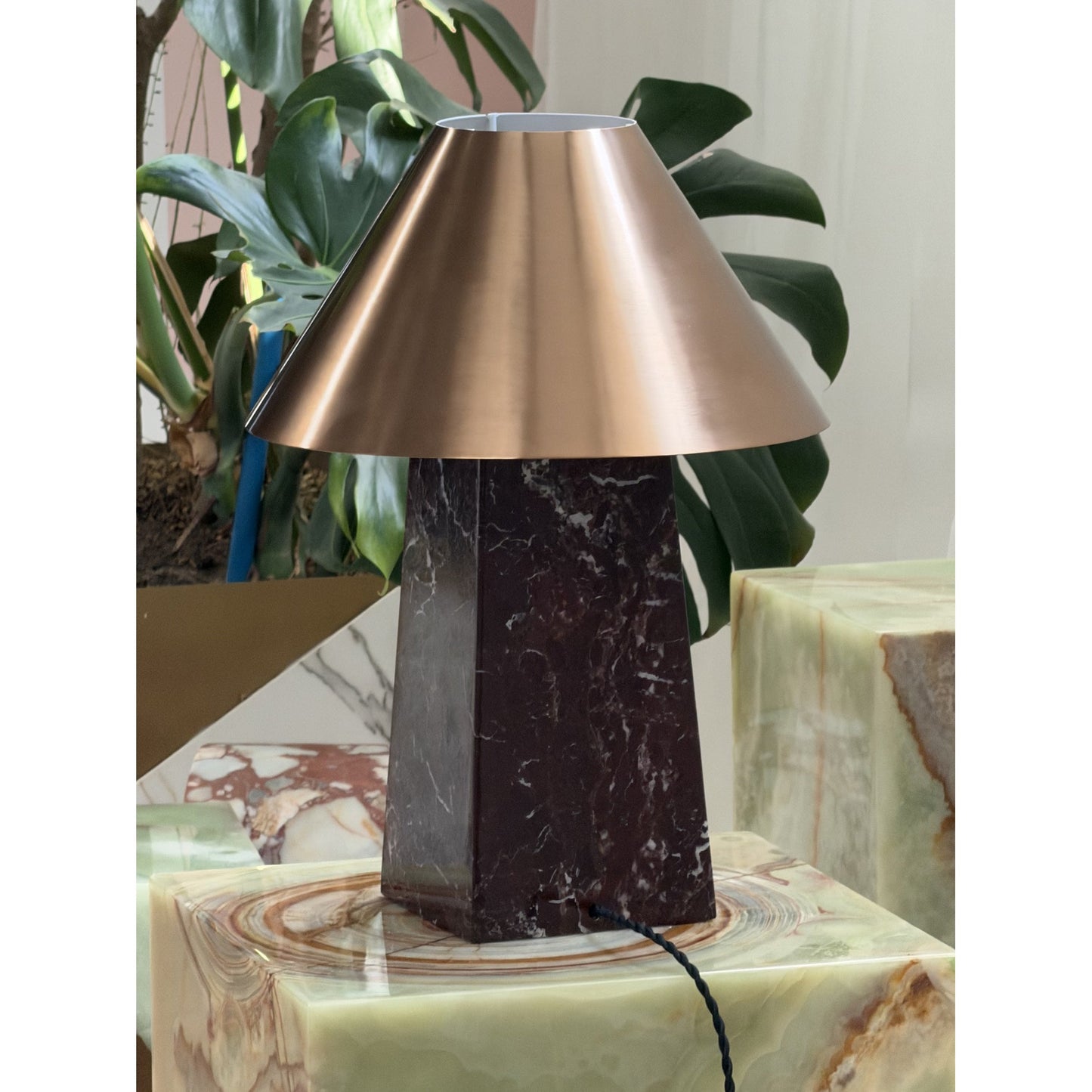 Derin Mushroom Table Lamp - Luxury Marble & Metal Sculptural Desk Light