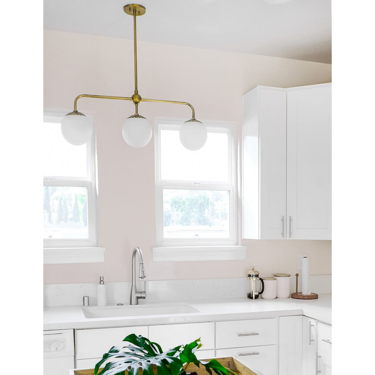 Dewdrop Globe Pendant Lamp - Modern 3-Light Brass & Glass Linear Chandelie