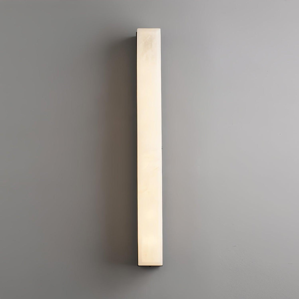 Emerson Alabaster Wall Lamp – Modern Brass & Natural Stone Linear Sconce