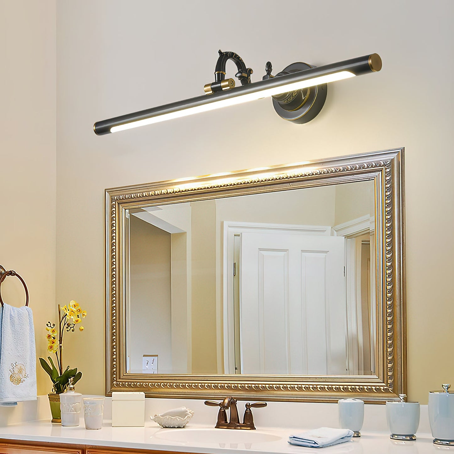 Emery Picture Wall Lamp – Modern Brass Architectural Picture & Artwork Light