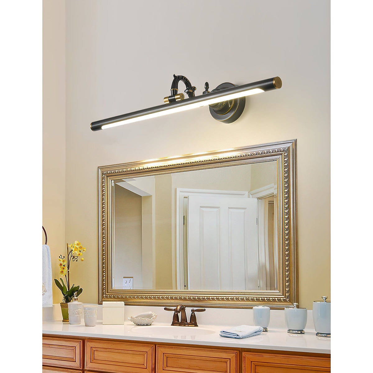 Emery Picture Wall Lamp – Modern Brass Architectural Picture & Artwork Light