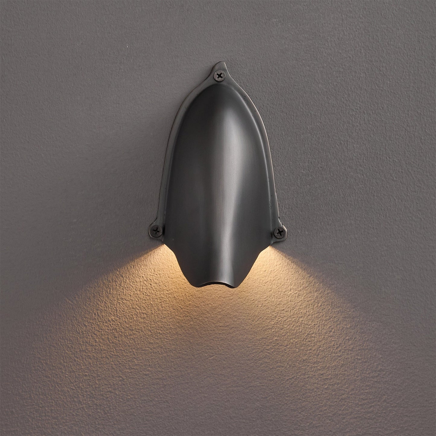 Enoki Wall Lamp – Art Deco Brass Half-Dome Architectural Wall Sconce