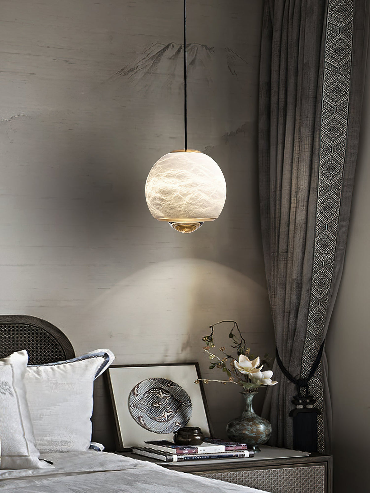 Ferox Alabaster Pendant Light – Natural Spanish Stone & Brass LED Hanging Light