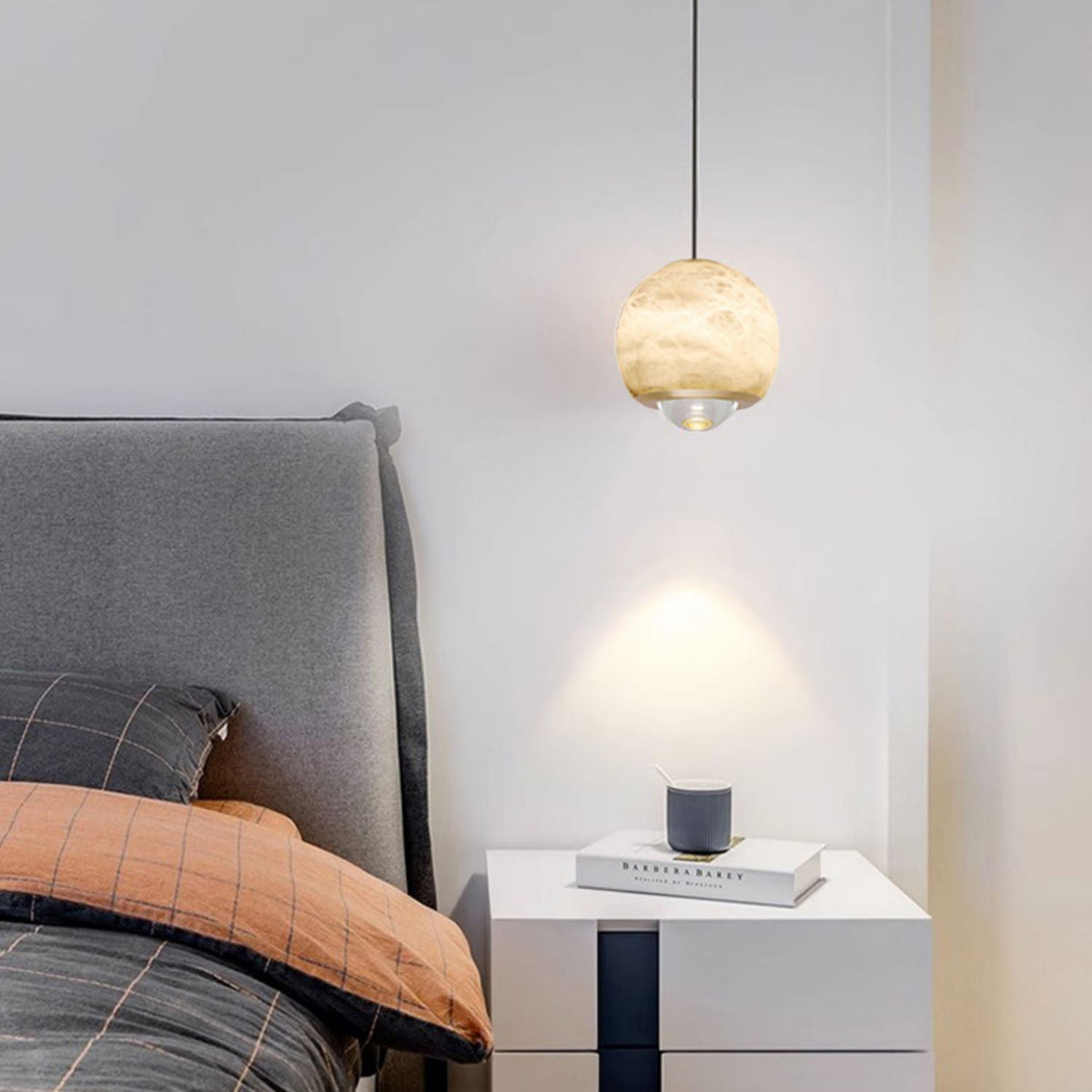 Ferox Alabaster Pendant Light – Natural Spanish Stone & Brass LED Hanging Light