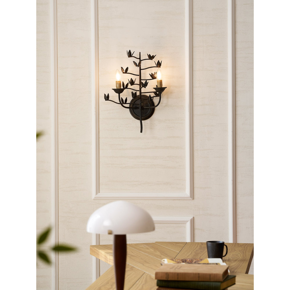 Ferroarte Branch Wall Lamp – Rust Iron Botanical Wall Sconce