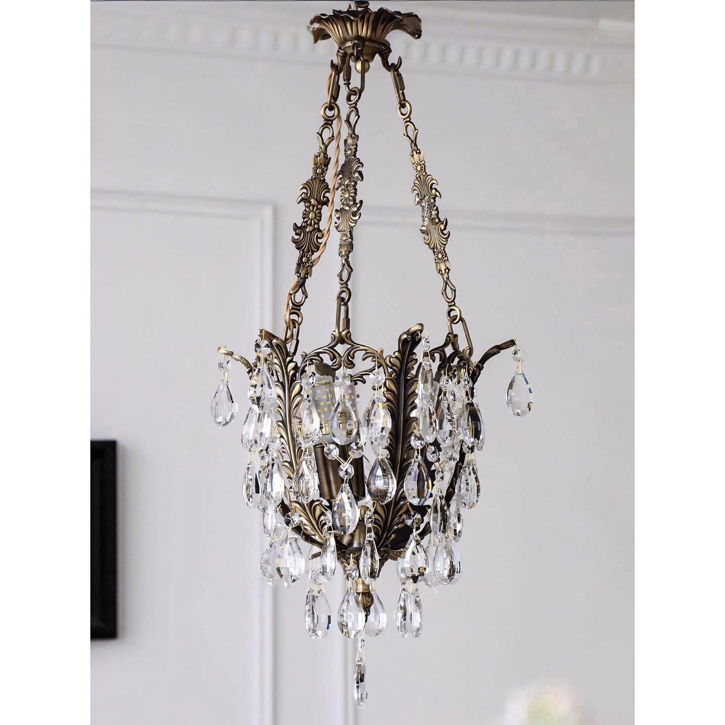 Filegray Crystal Chandelier – Antique Brass & Crystal Statement Ceiling Light