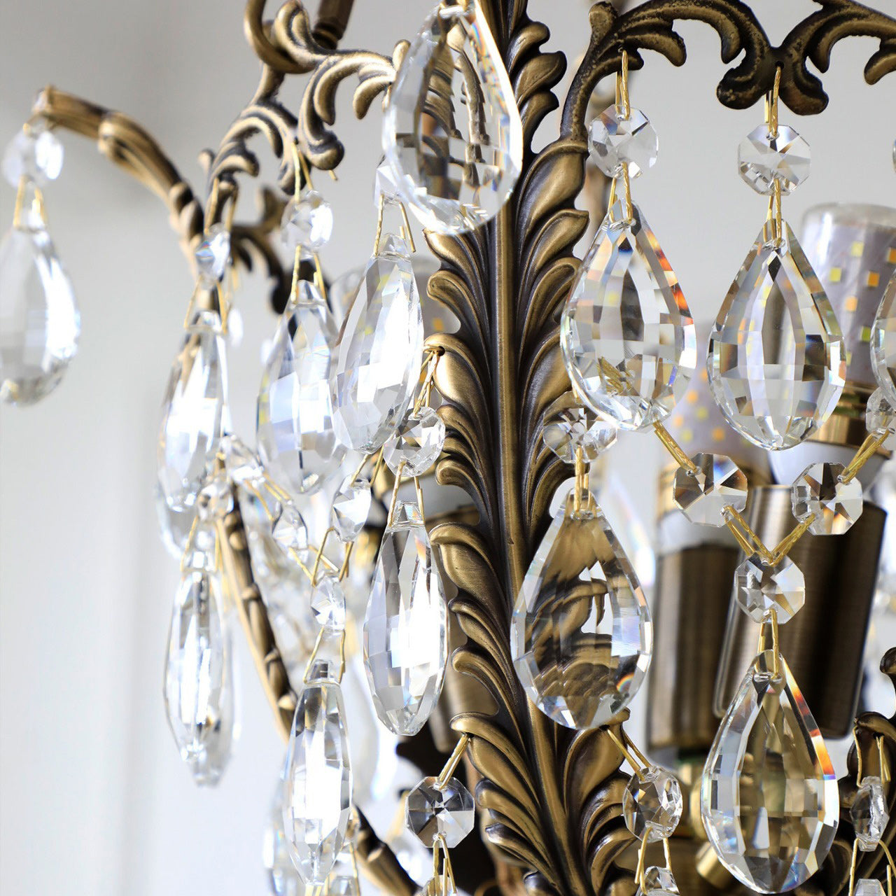 Filegray Crystal Chandelier – Antique Brass & Crystal Statement Ceiling Light