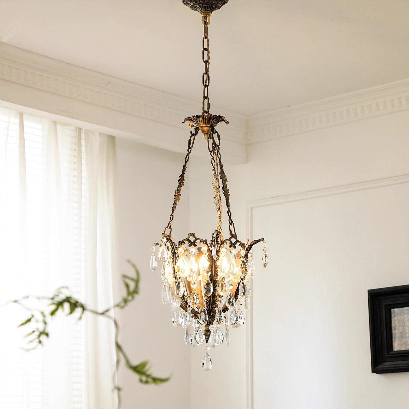 Filegray Crystal Chandelier – Antique Brass & Crystal Statement Ceiling Light