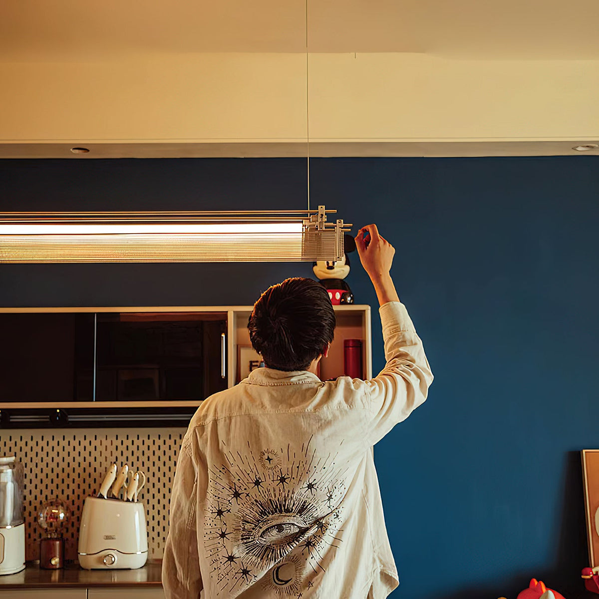 Filtro LED Pendant Lamp – Minimalist Linear Glass & Aluminum Hanging Light