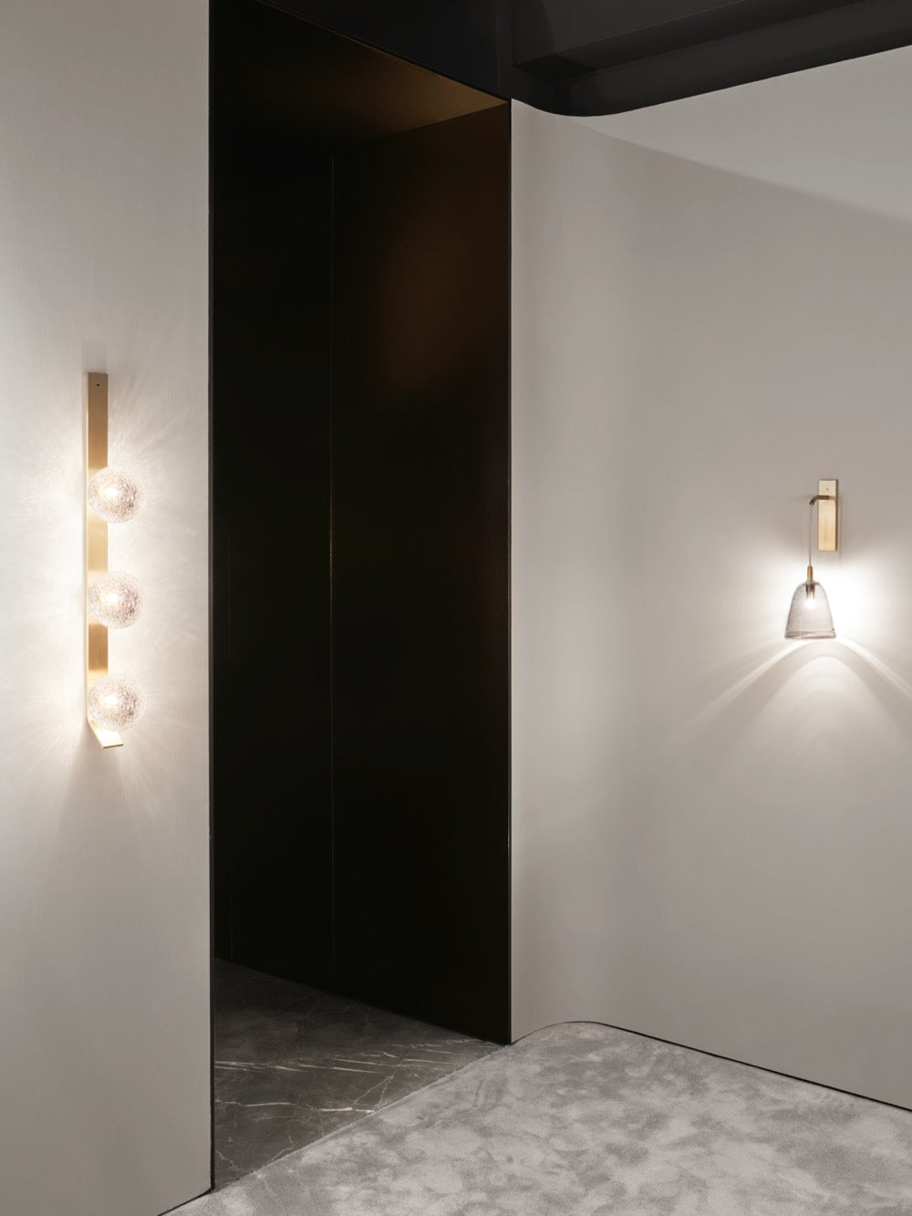 Fizi Wall Lamp - Champagne Bubble Glass & Copper Wall Sconce