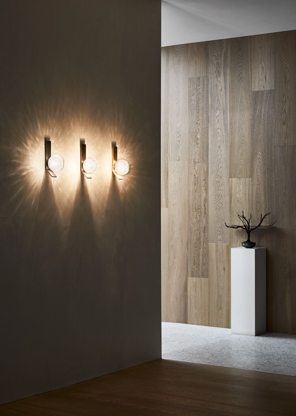 Fizi Wall Lamp - Champagne Bubble Glass & Copper Wall Sconce