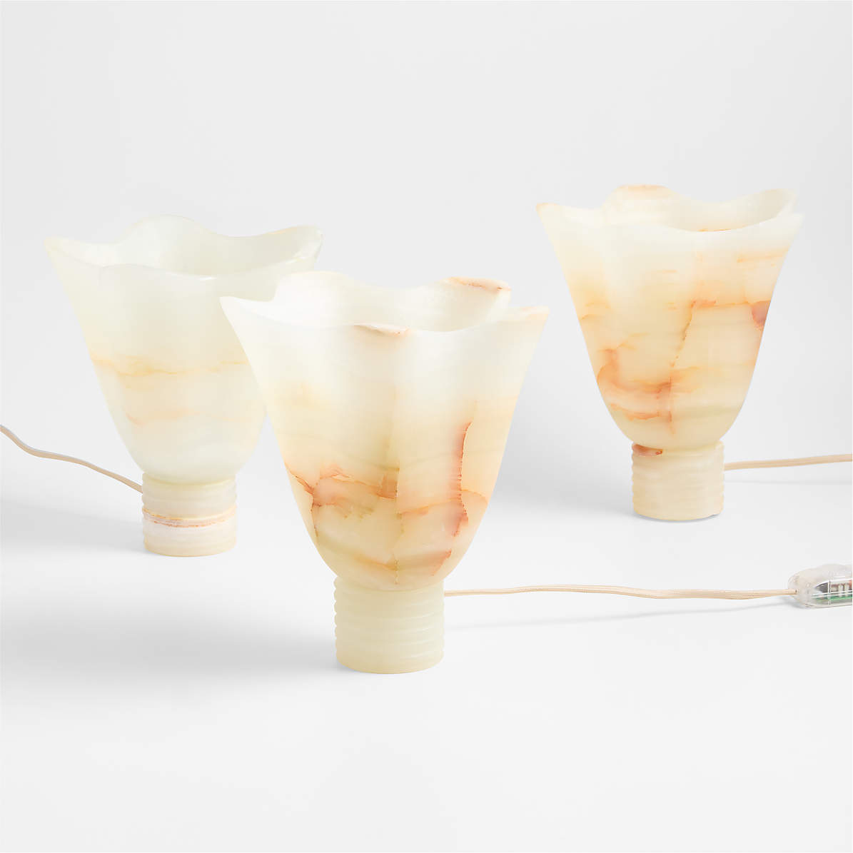 Fleurissant Table Lamp - Sculptural Onyx Floral Table Light