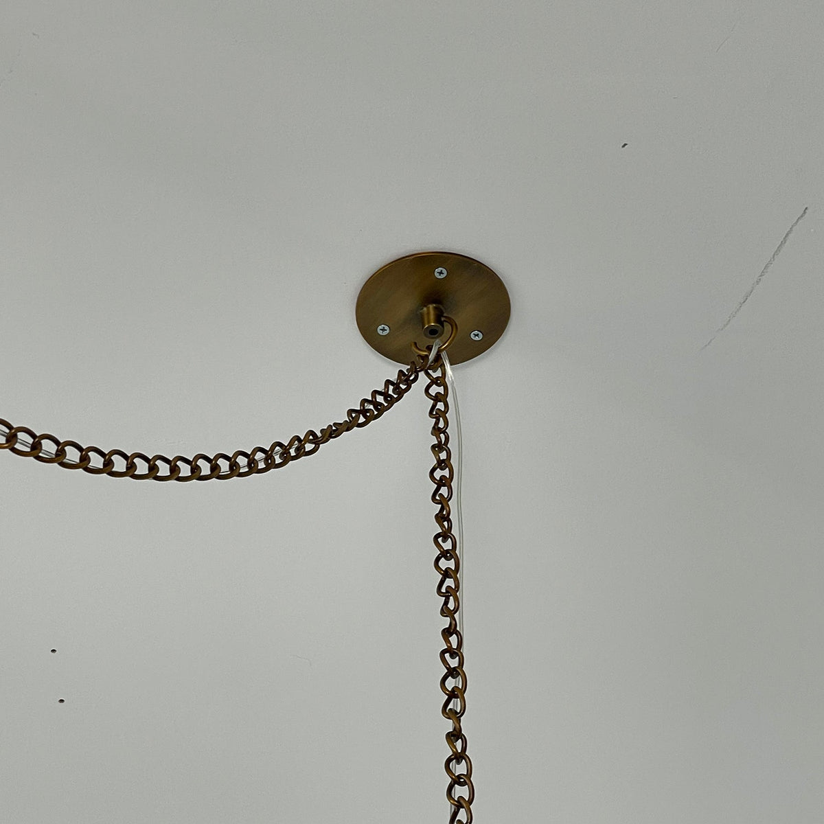 Flint Alabaster Pendant Lamp - Natural Spanish Alabaster & Fine Jewelry Chain LED Pendant