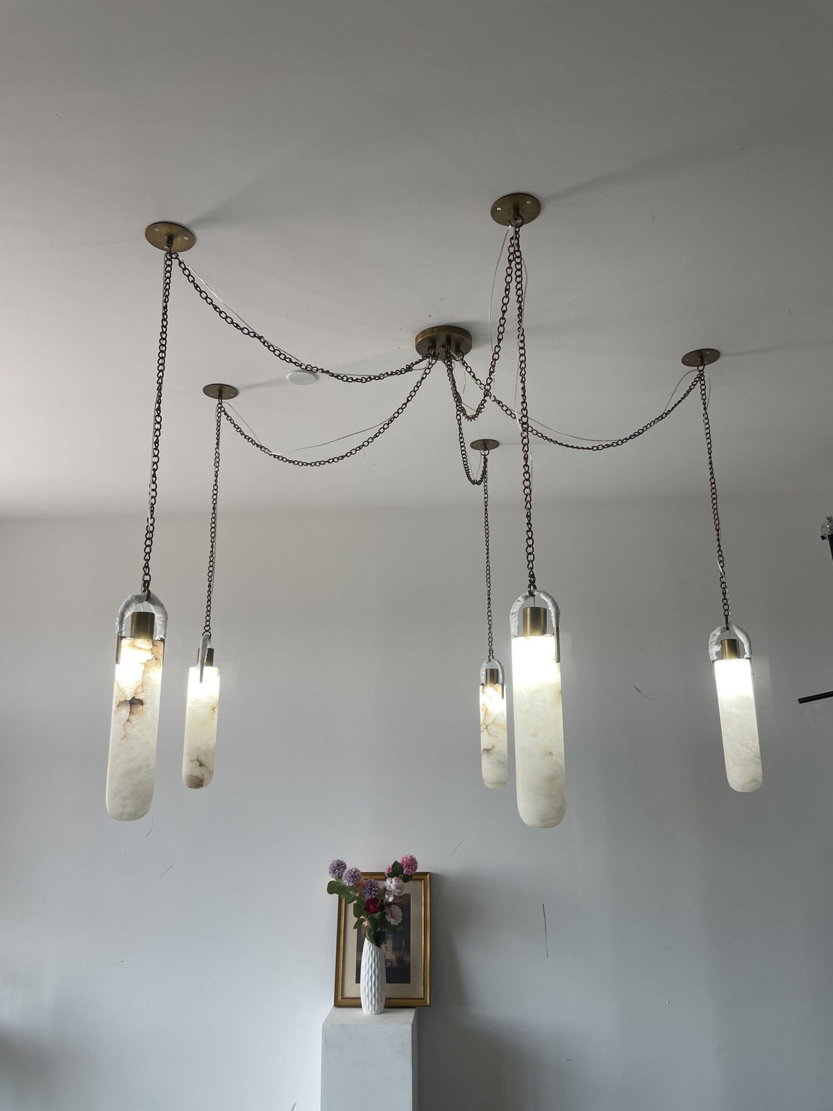 Flint Alabaster Pendant Lamp - Natural Spanish Alabaster & Fine Jewelry Chain LED Pendant