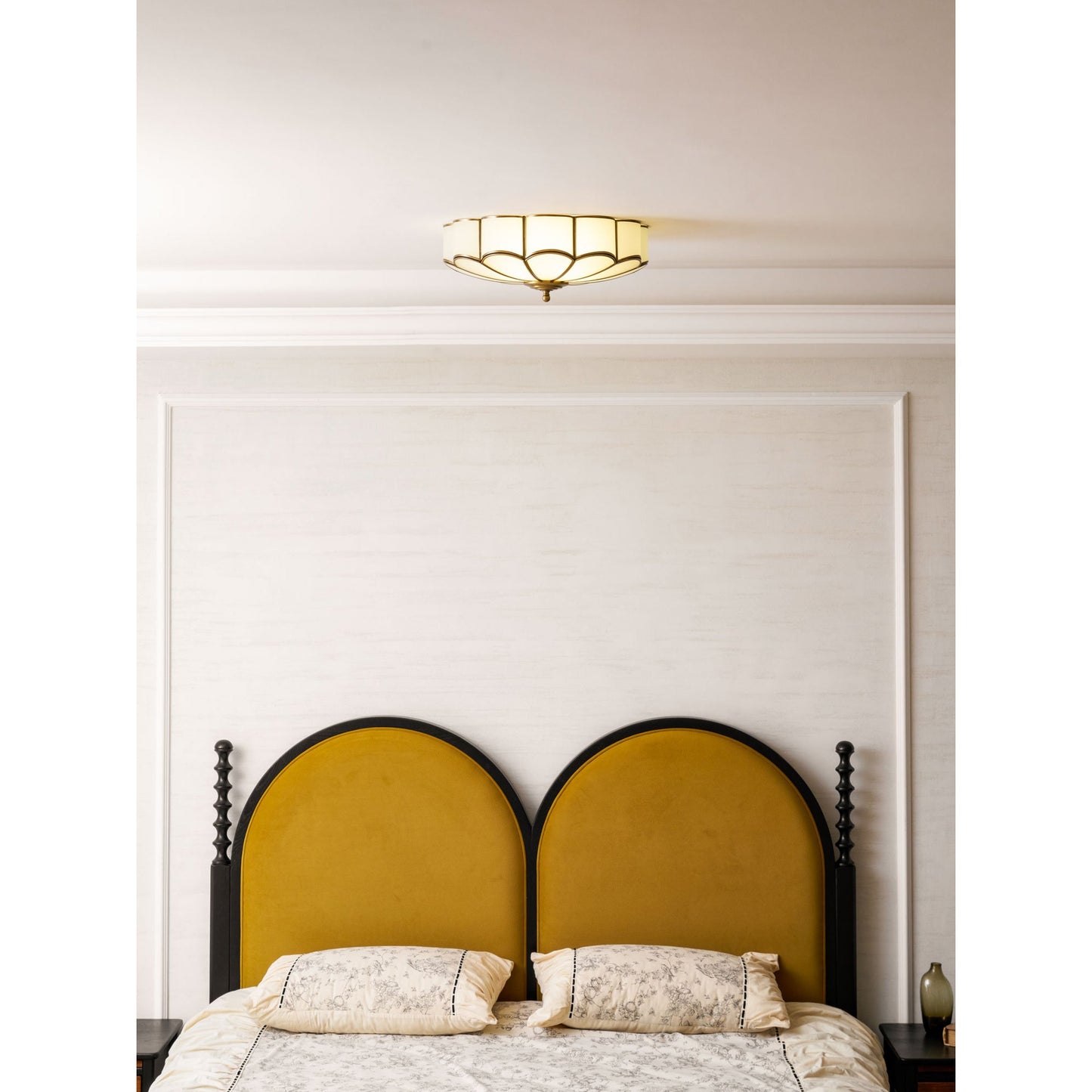 Flower Shape Glass Ceiling Lamp - Postmodern Brass & Petal Glass Flush Mount