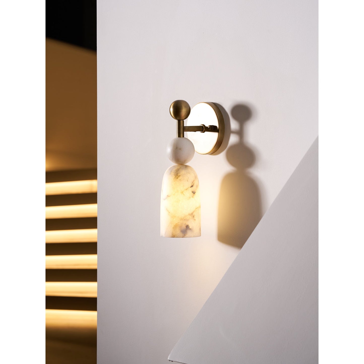 Flume Alabaster Wall Lamp - Vintage-Inspired Brass & Marble Sconce