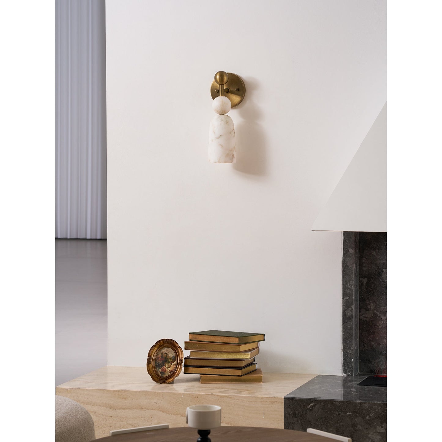 Flume Alabaster Wall Lamp - Vintage-Inspired Brass & Marble Sconce