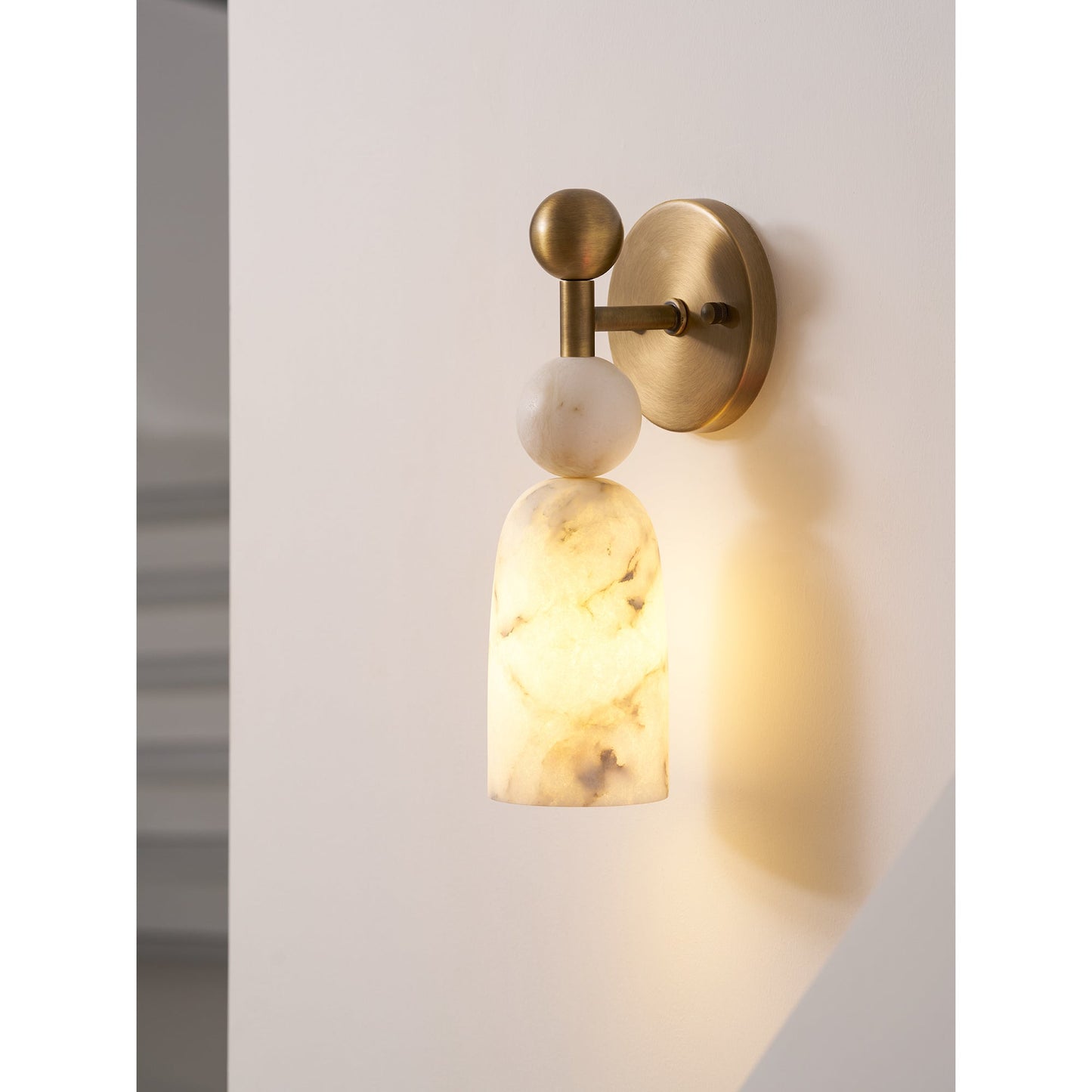 Flume Alabaster Wall Lamp - Vintage-Inspired Brass & Marble Sconce