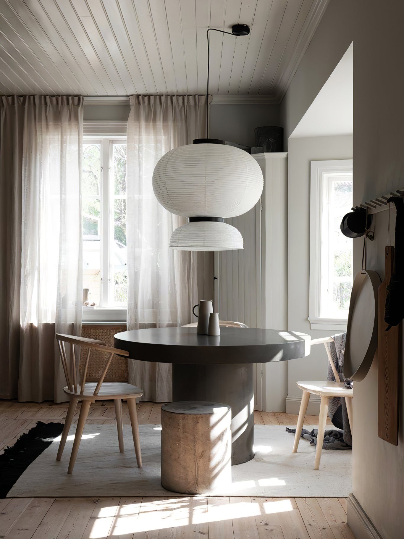 Formakami Pendant Lamp - Handcrafted Rice Paper & Black Oak Chandelier