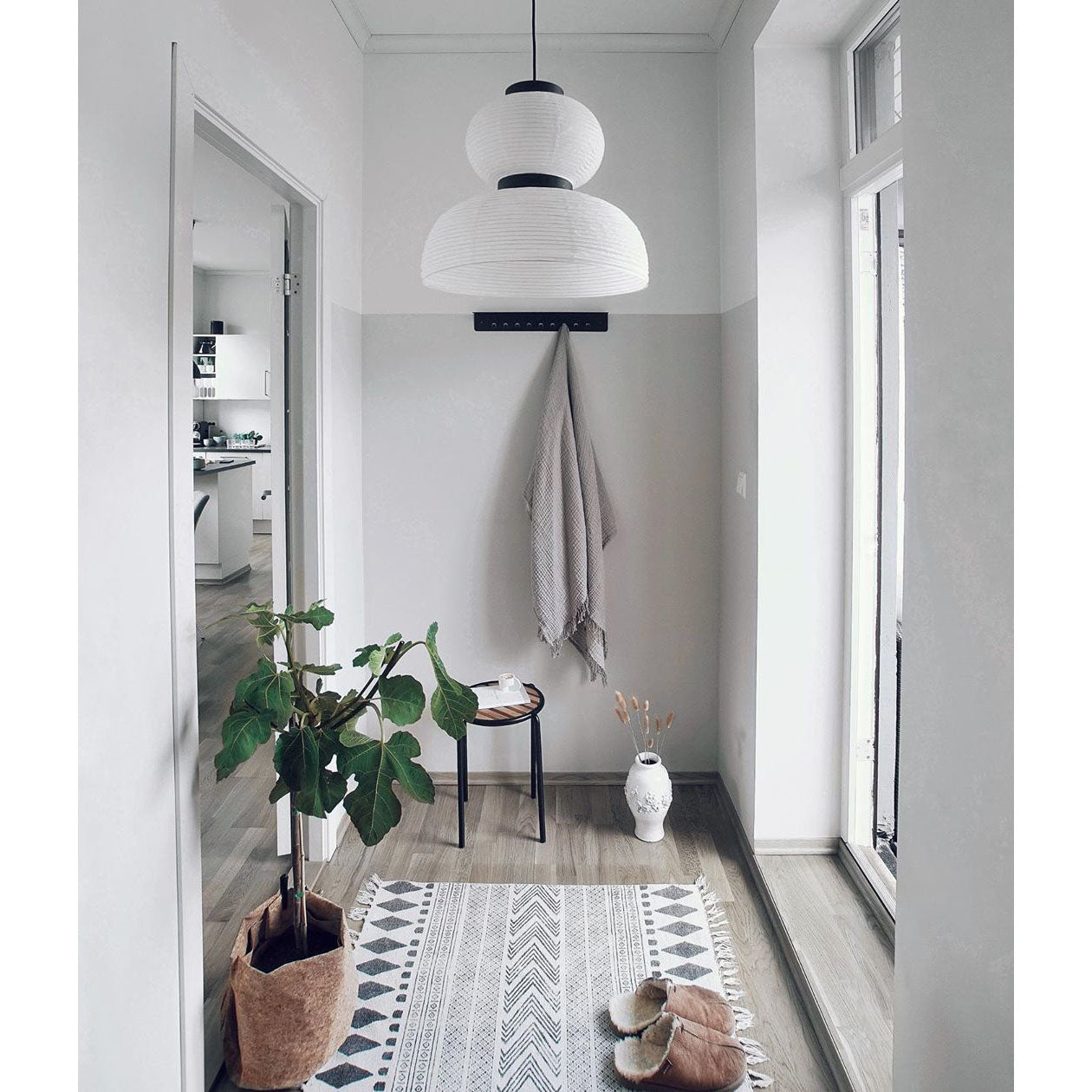 Formakami Pendant Lamp - Handcrafted Rice Paper & Black Oak Chandelier