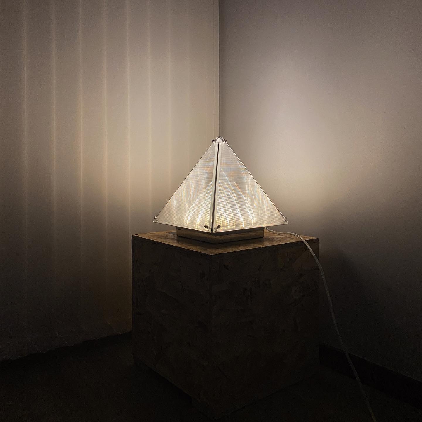 Fragment Table Lamp - Modern Stainless Steel Triangle Structural LED Light