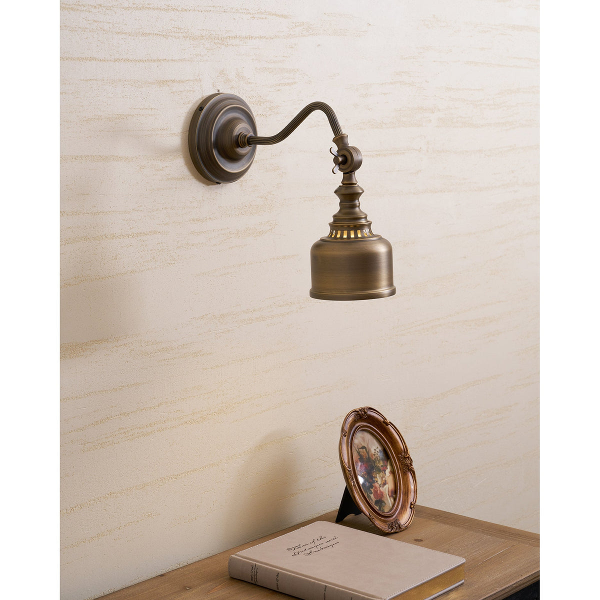 Addison Gooseneck Wall Lamp – Antique Brass Adjustable Arm Vintage Wall Sconce