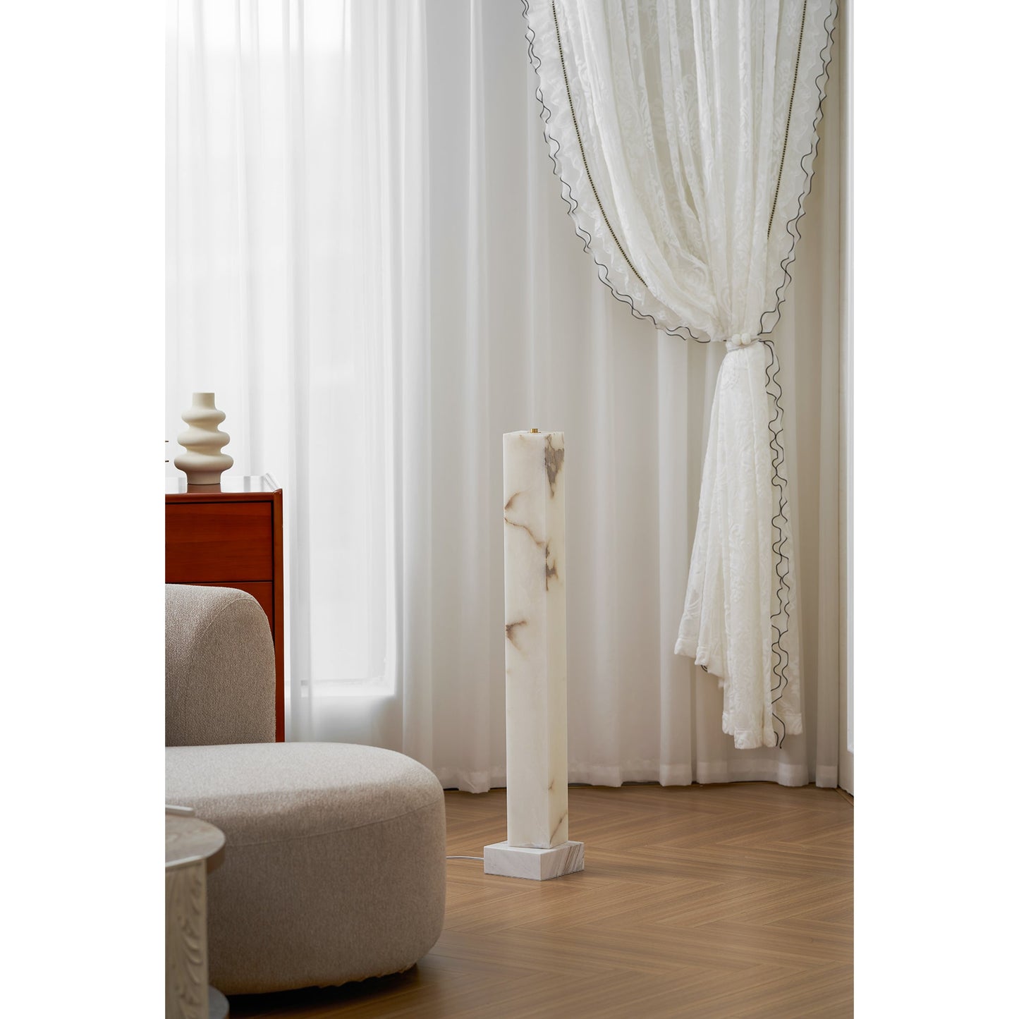 Frozen Alabaster Floor Lamp - Minimalist Integrated LED Light with Marble Base