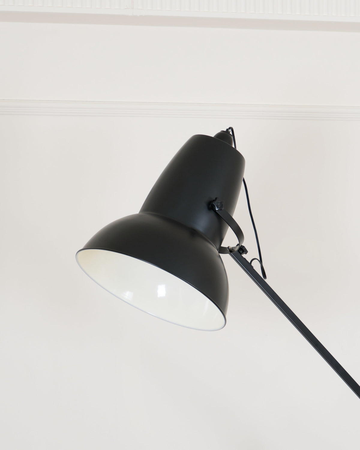 Giant Floor Lamp - Oversized Articulated Metal Floor Light & Architectural Sculpture