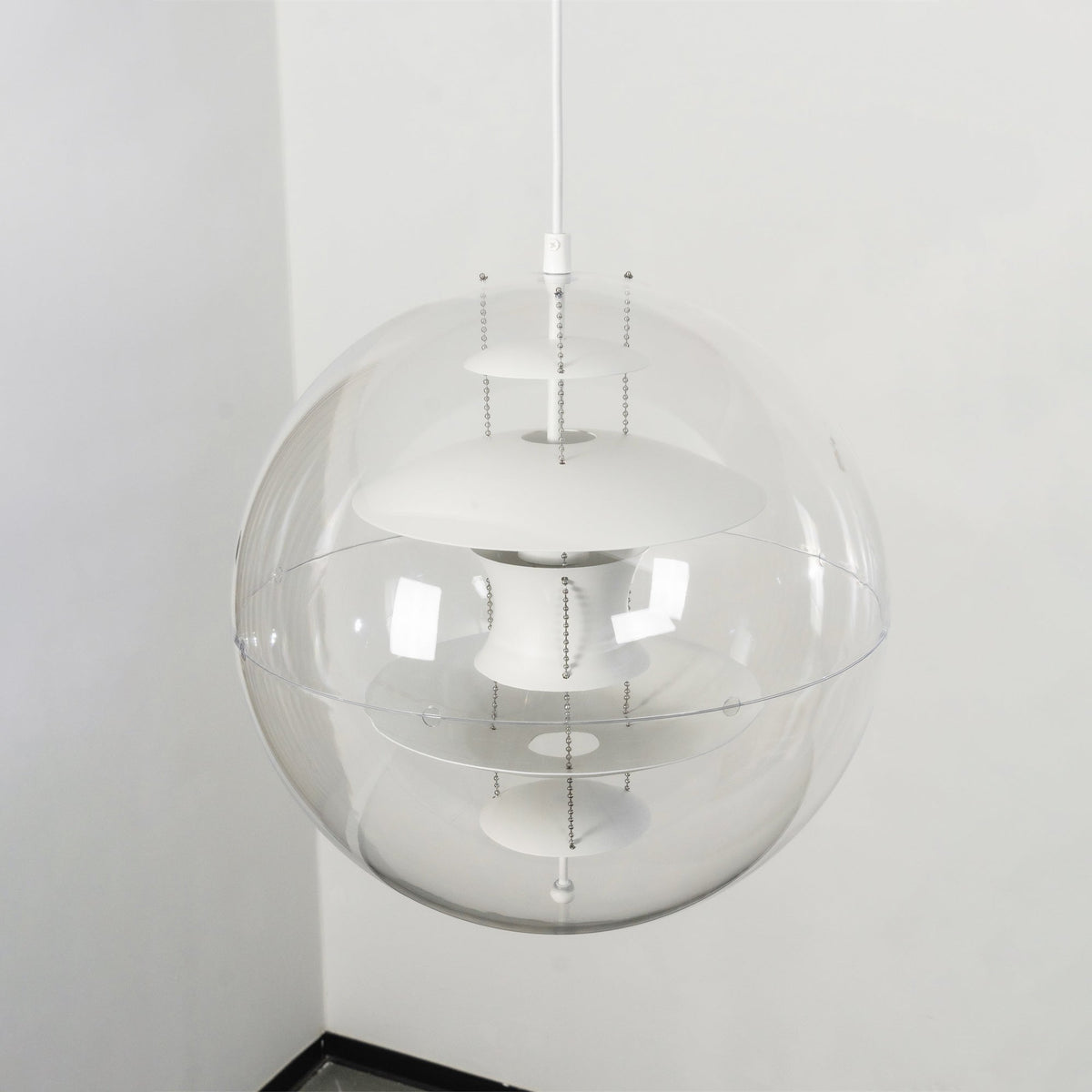 Globe Pendant Lamp - Mid-Century Futuristic Acrylic Sphere & Multi-Reflector Pendant Light