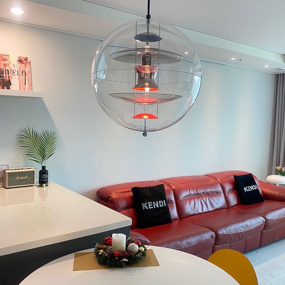Globe Pendant Lamp - Mid-Century Futuristic Acrylic Sphere & Multi-Reflector Pendant Light