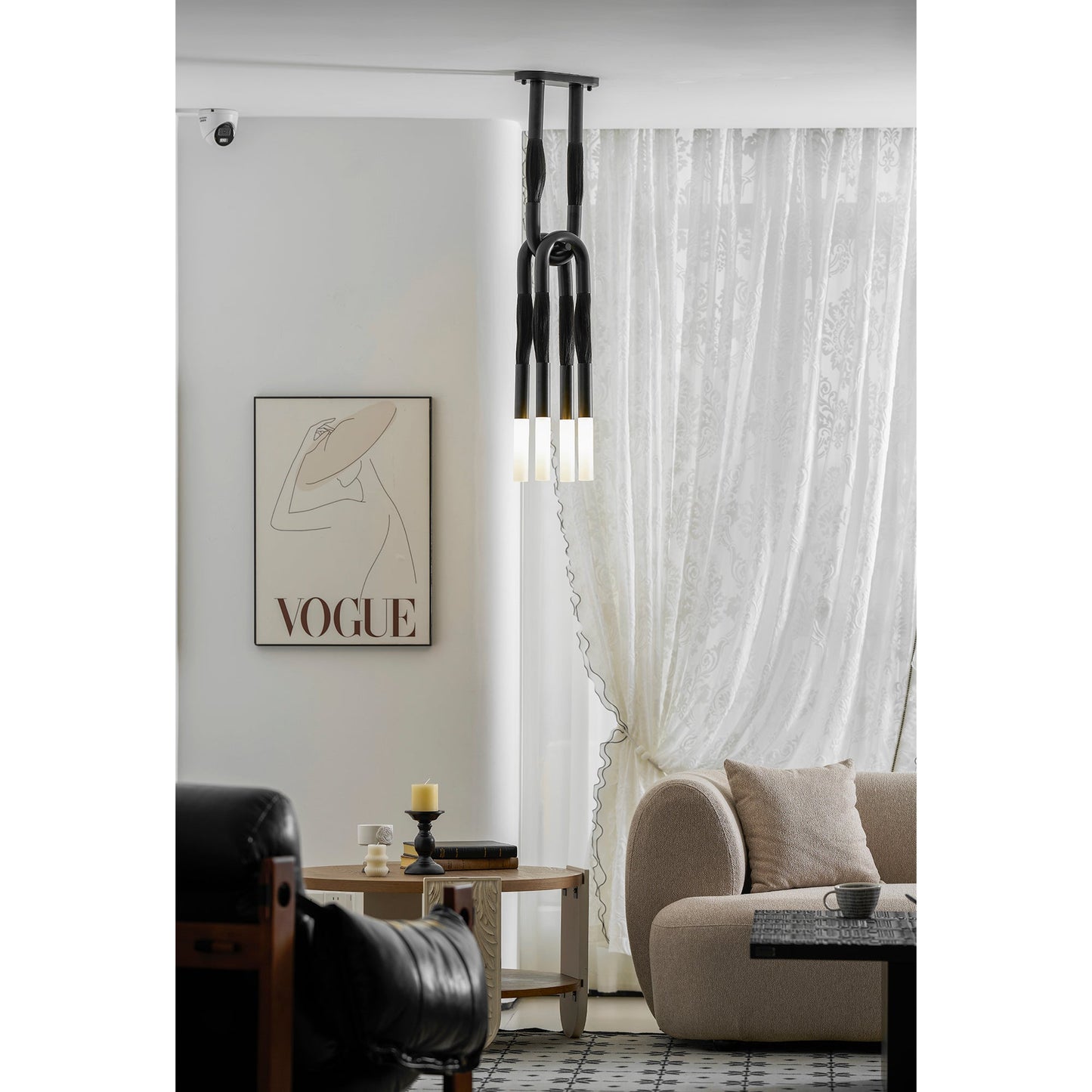 Head Antonia Pendant Lamp - Avant-Garde Faux Horsehair & Iron Pendan