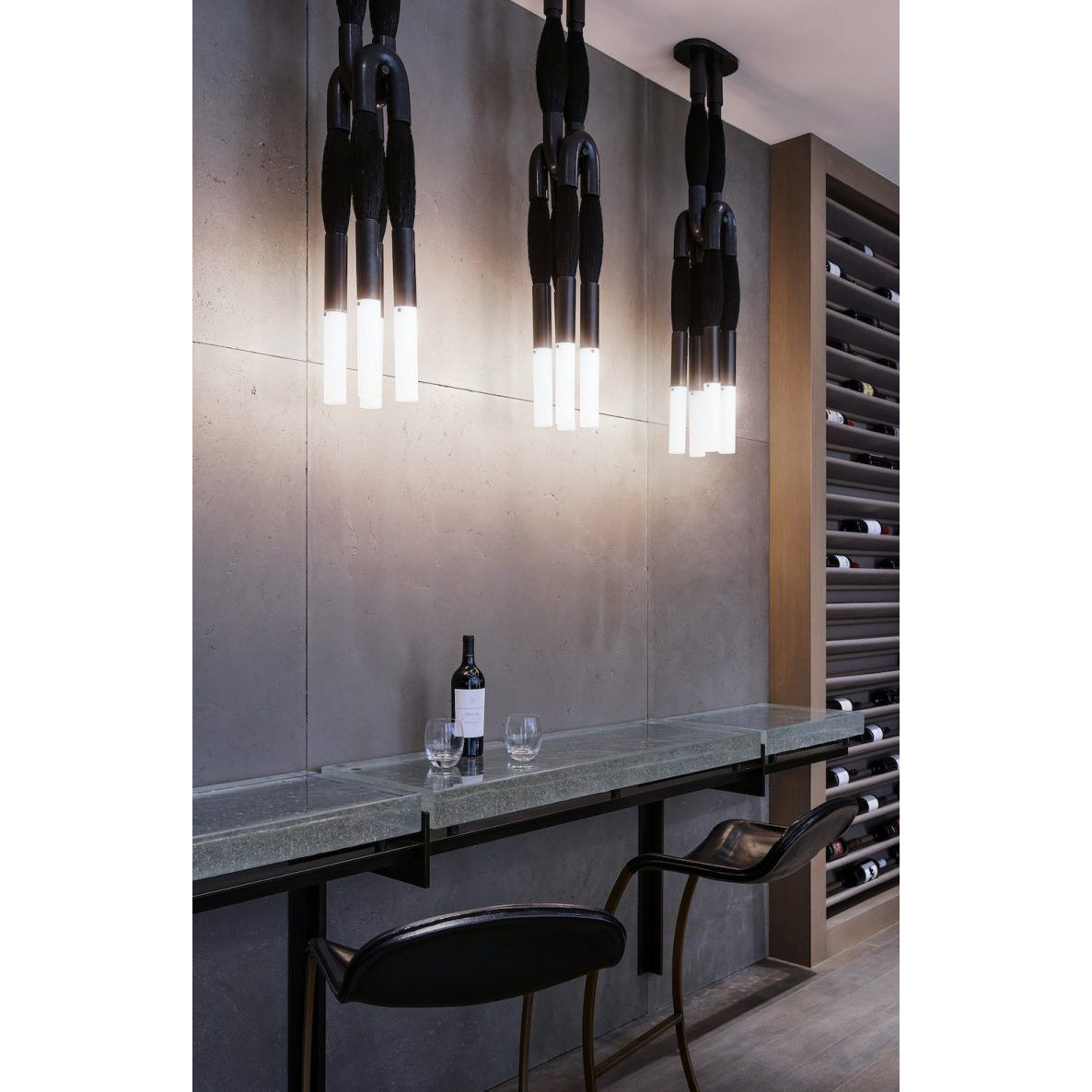 Head Antonia Pendant Lamp - Avant-Garde Faux Horsehair & Iron Pendan