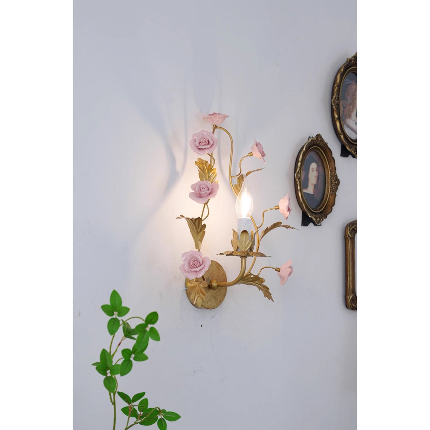 Heritage Floral Wall Lamp - Modern Ceramic & Brass Floral Sconce | Artistic Vanity Light