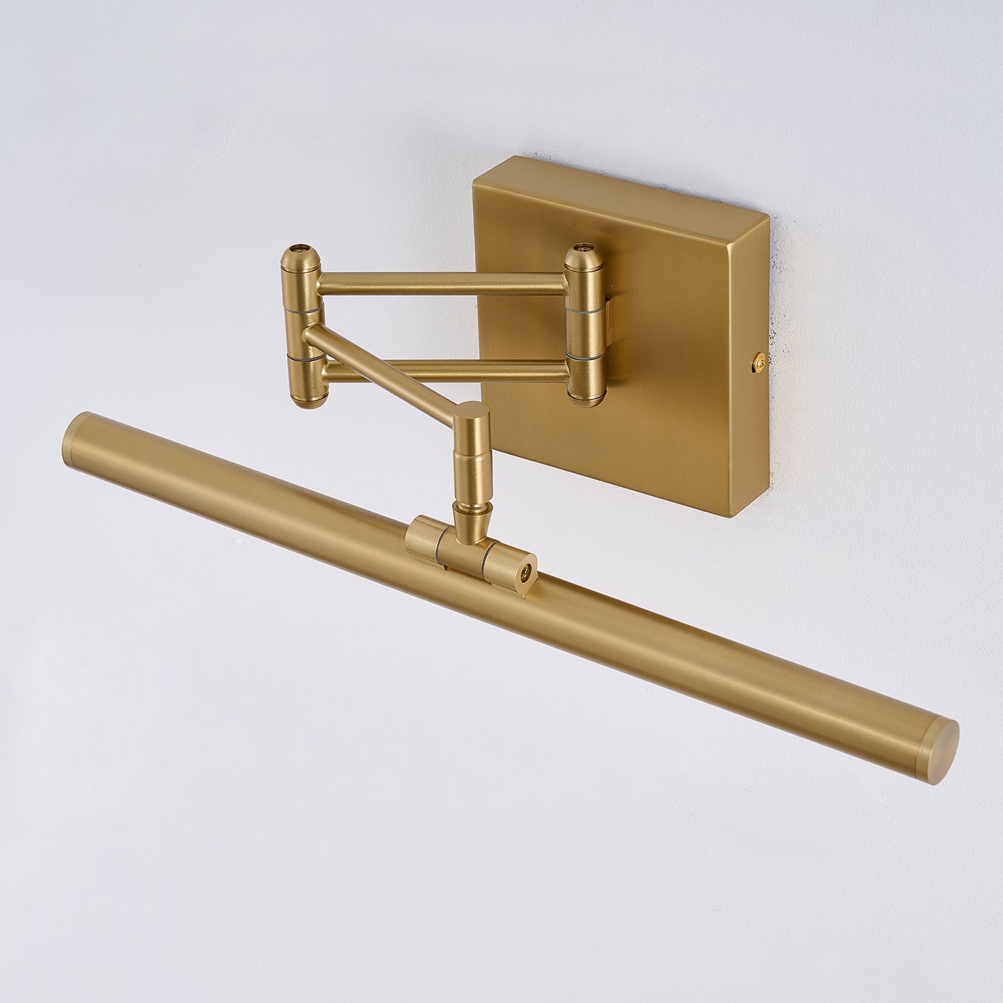 Hinkley Stokes Brass Wall Lamp - Adjustable Integrated LED Bathroom Vanity Light