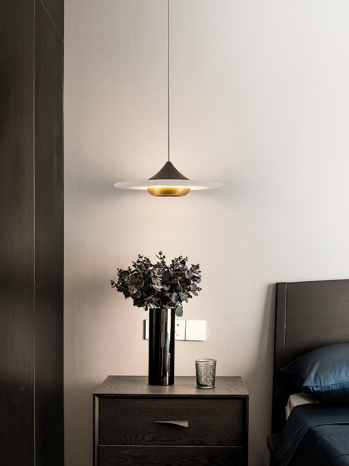 Ipno LED Alabaster Pendant Light - Sleek Aluminum & Natural Spanish Alabaster Disc Pendant
