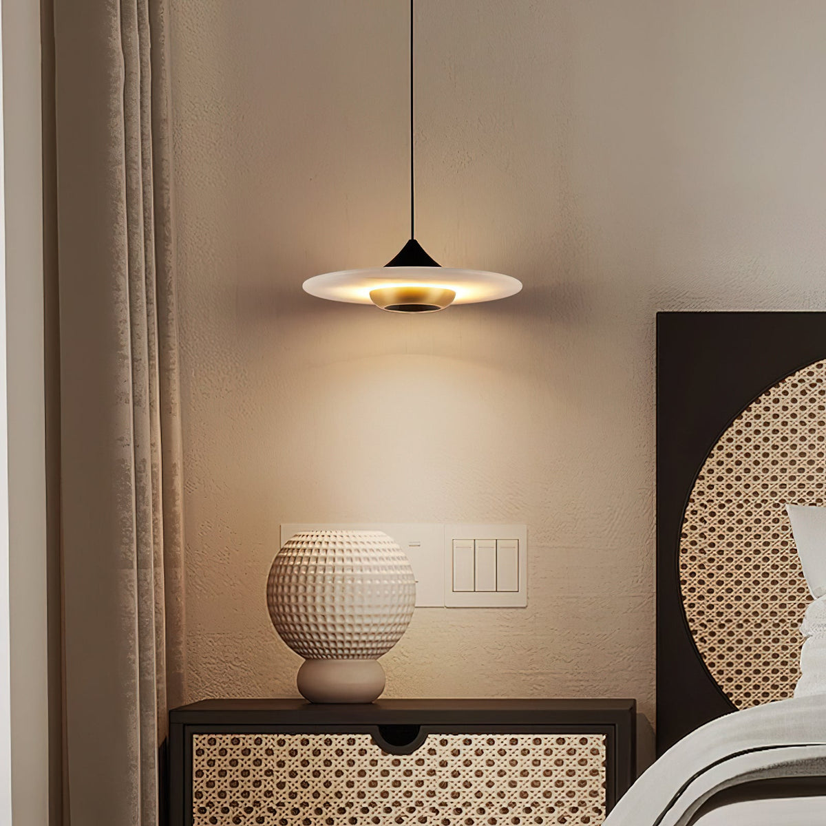 Ipno LED Alabaster Pendant Light - Sleek Aluminum & Natural Spanish Alabaster Disc Pendant